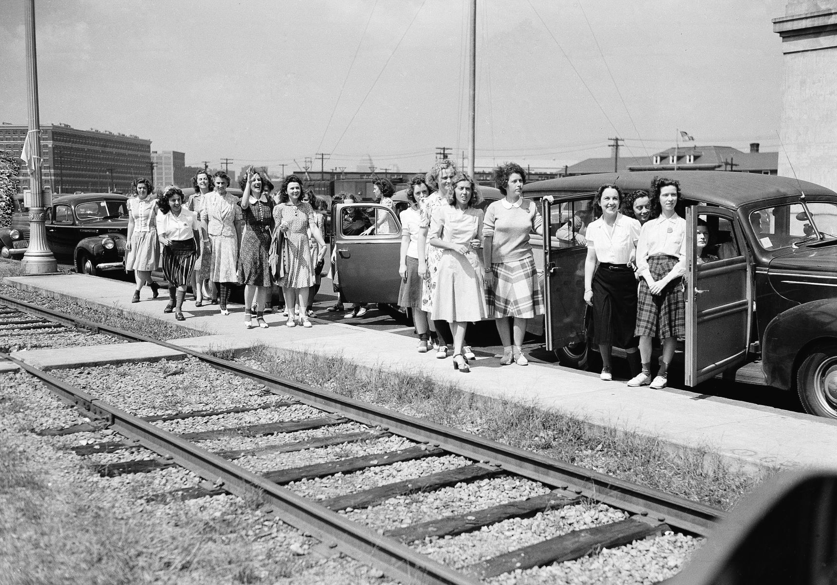 1941: US Saving Gasoline